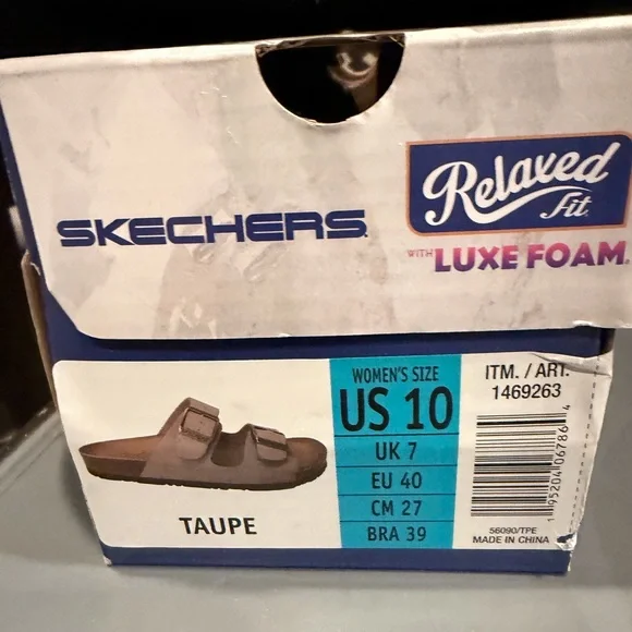 ‼️Skechers Double-Buckle‼️NEW Sandals in Tan with Gold Buckles - Picture 4 of 6